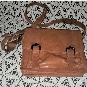 Classic Tan Leather Messenger Bag